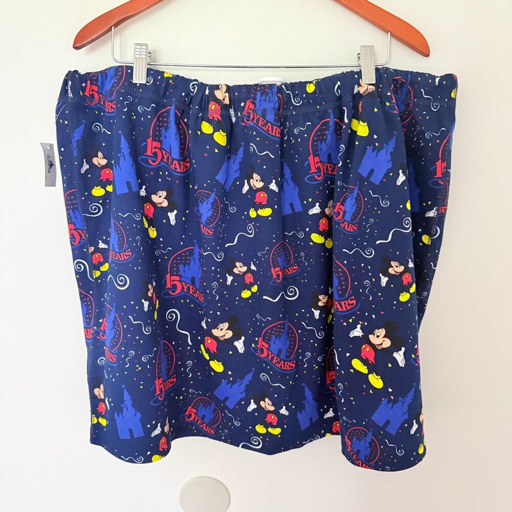 NWT Disney Vault Collection 15th Anniversary Printed Mickey Mouse Skirt Sz 3X